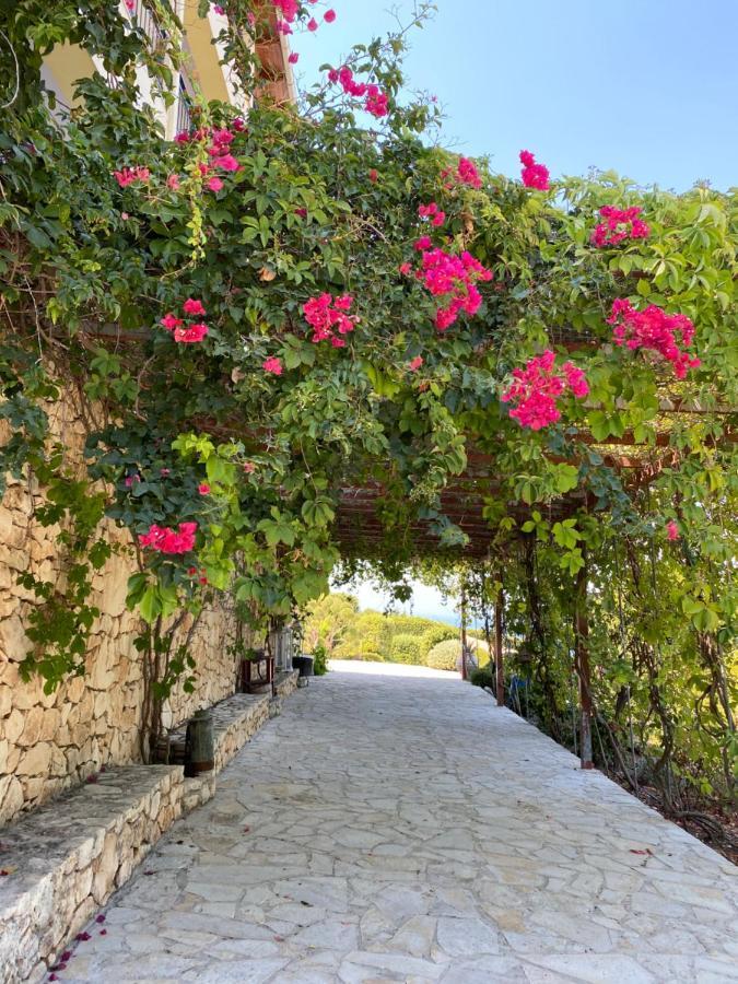 Lithies Sea View Boutique Korithion