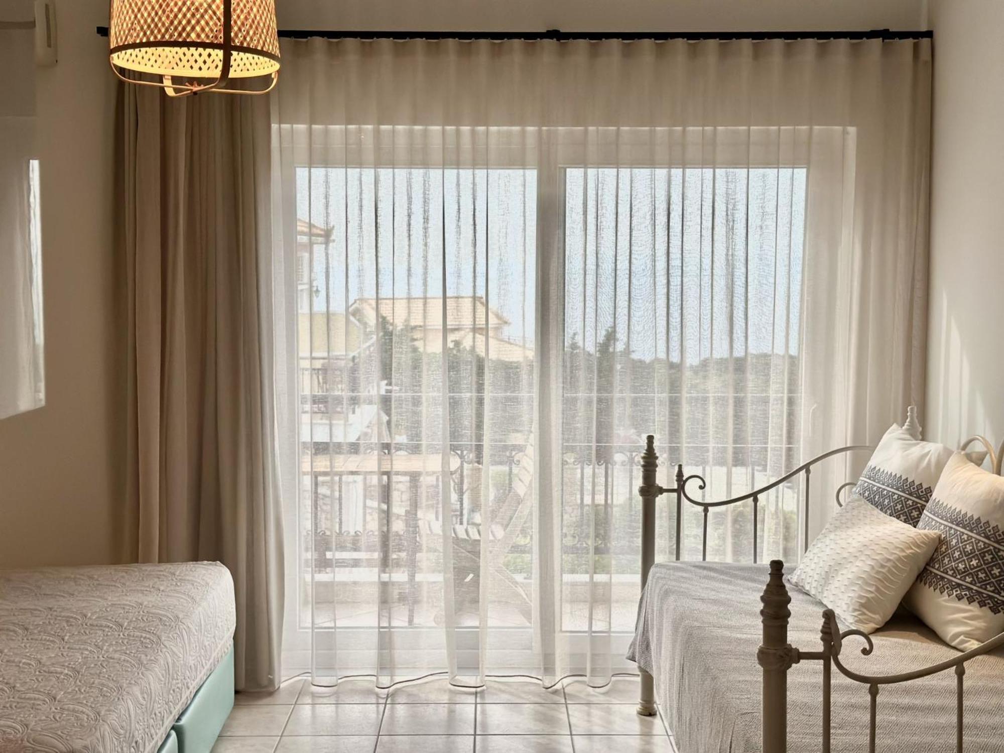 Lithies Sea View Boutique Korithion
