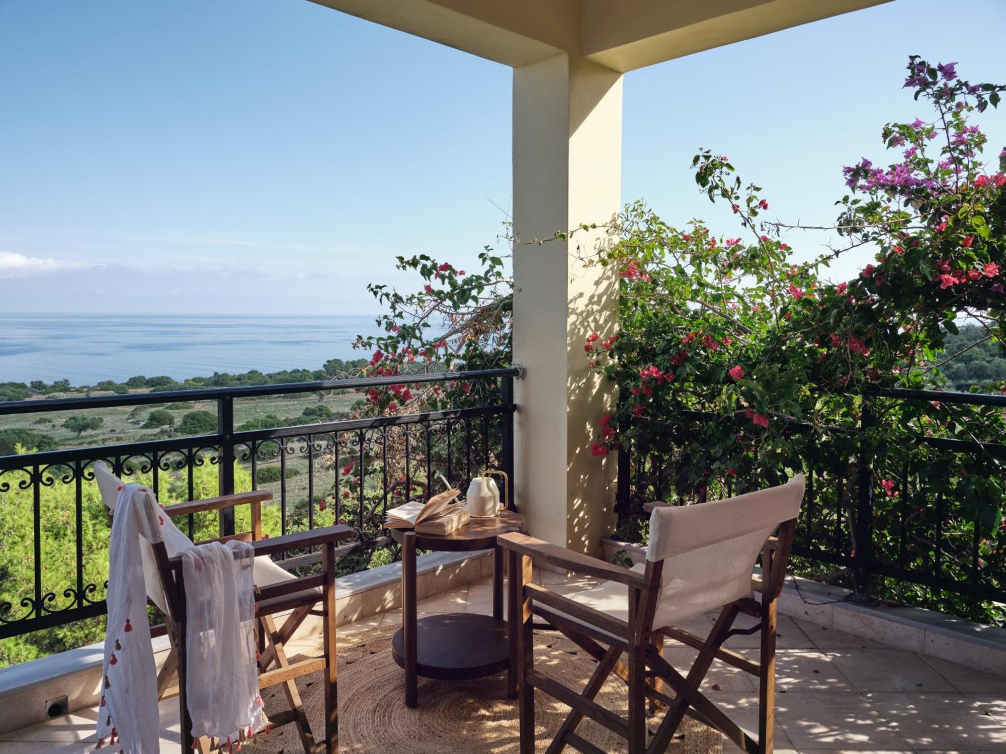 Lithies Sea View Boutique Aparthotel 2*