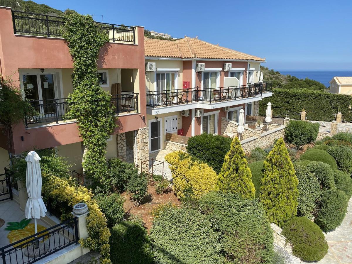 Lithies Sea View Boutique Aparthotel Koríthion