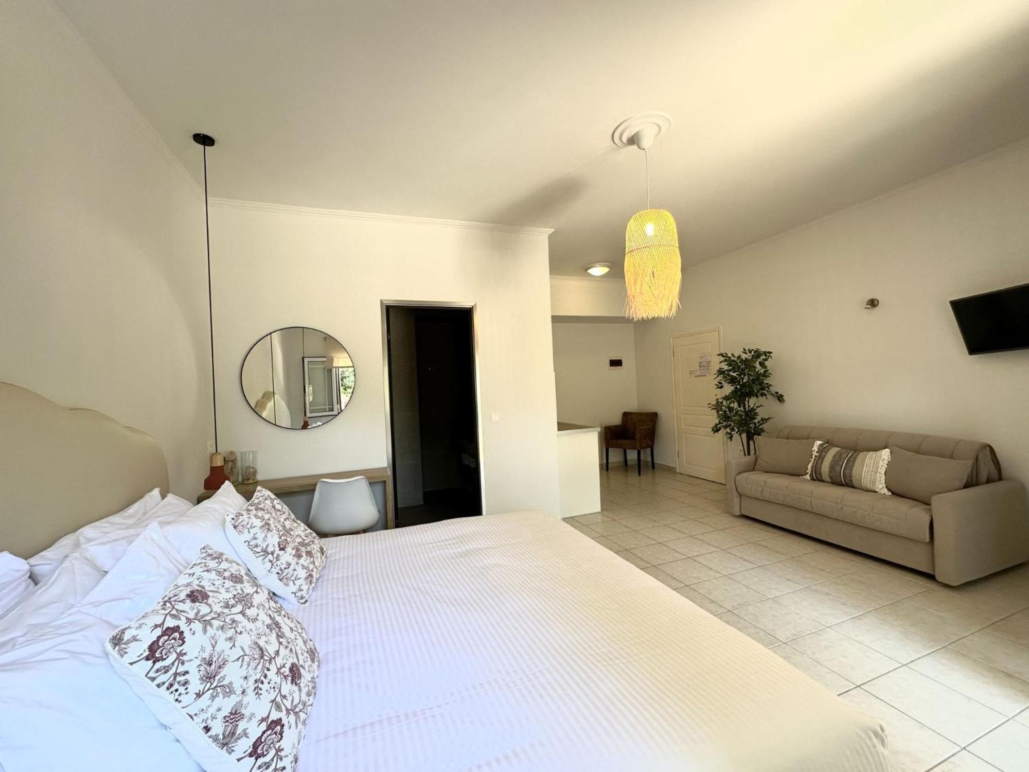 Aparthotel Lithies Sea View Boutique Koríthion